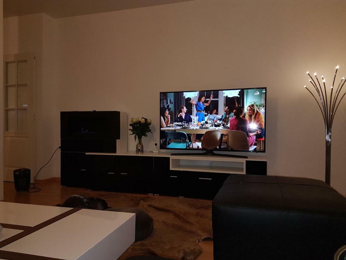 מץ Grand Appartement En Centre Ville מראה חיצוני תמונה