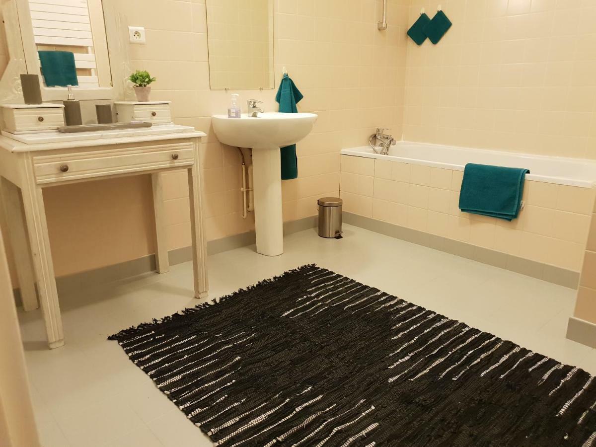 מץ Grand Appartement En Centre Ville מראה חיצוני תמונה